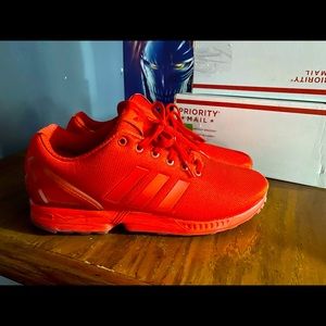 Adidas men shoe size 11